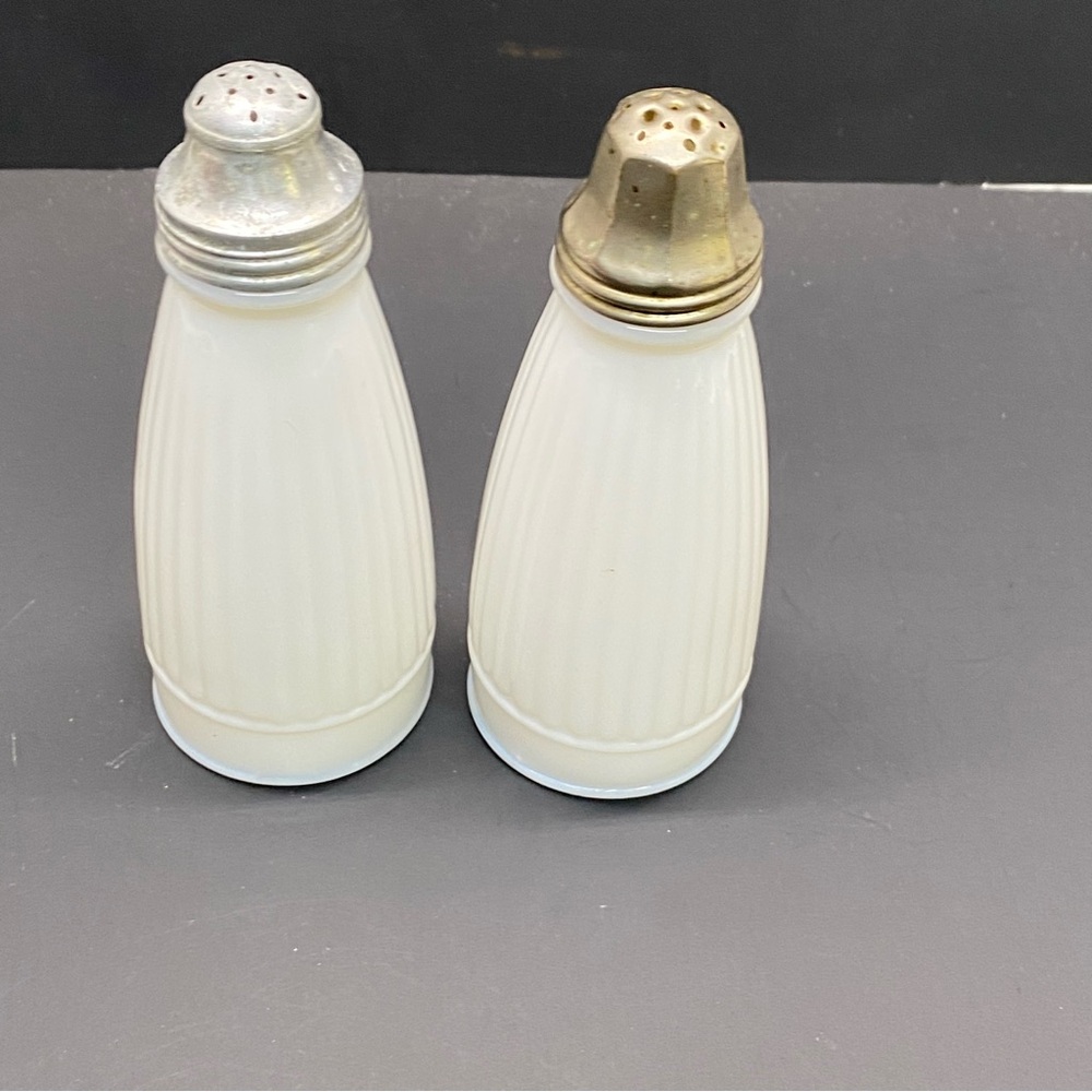 Vintage Ribbed White Milk Glass Salt Pepper Shakers 5.5 inches Different Lids